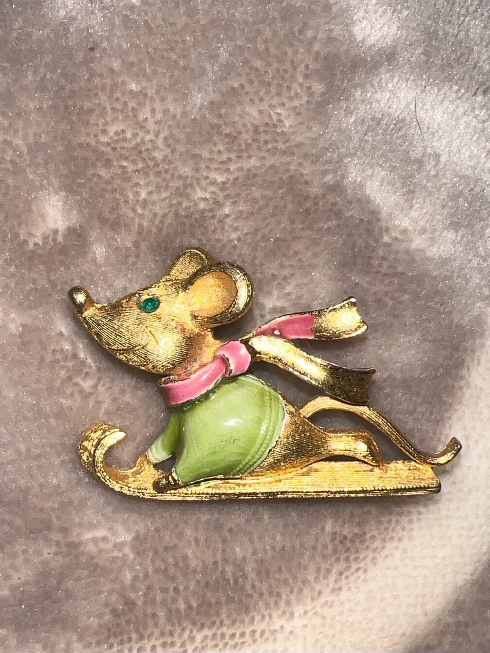 JJ Jonette, vintage Gold-tone Mouse Sled Brooch